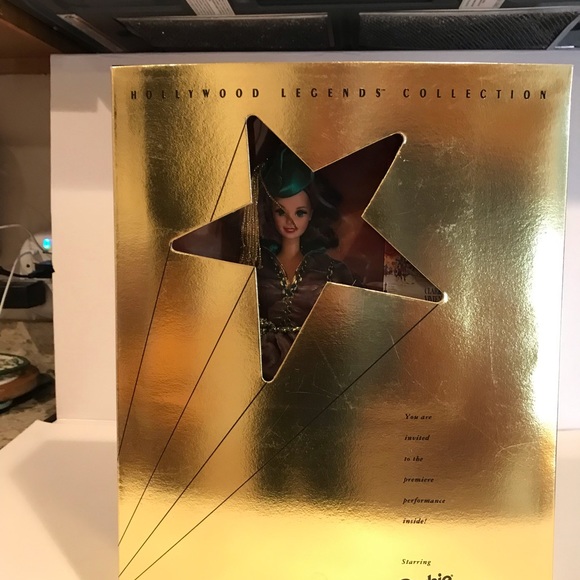 Barbie as “Scarlett O’Hara” - Picture 3 of 7